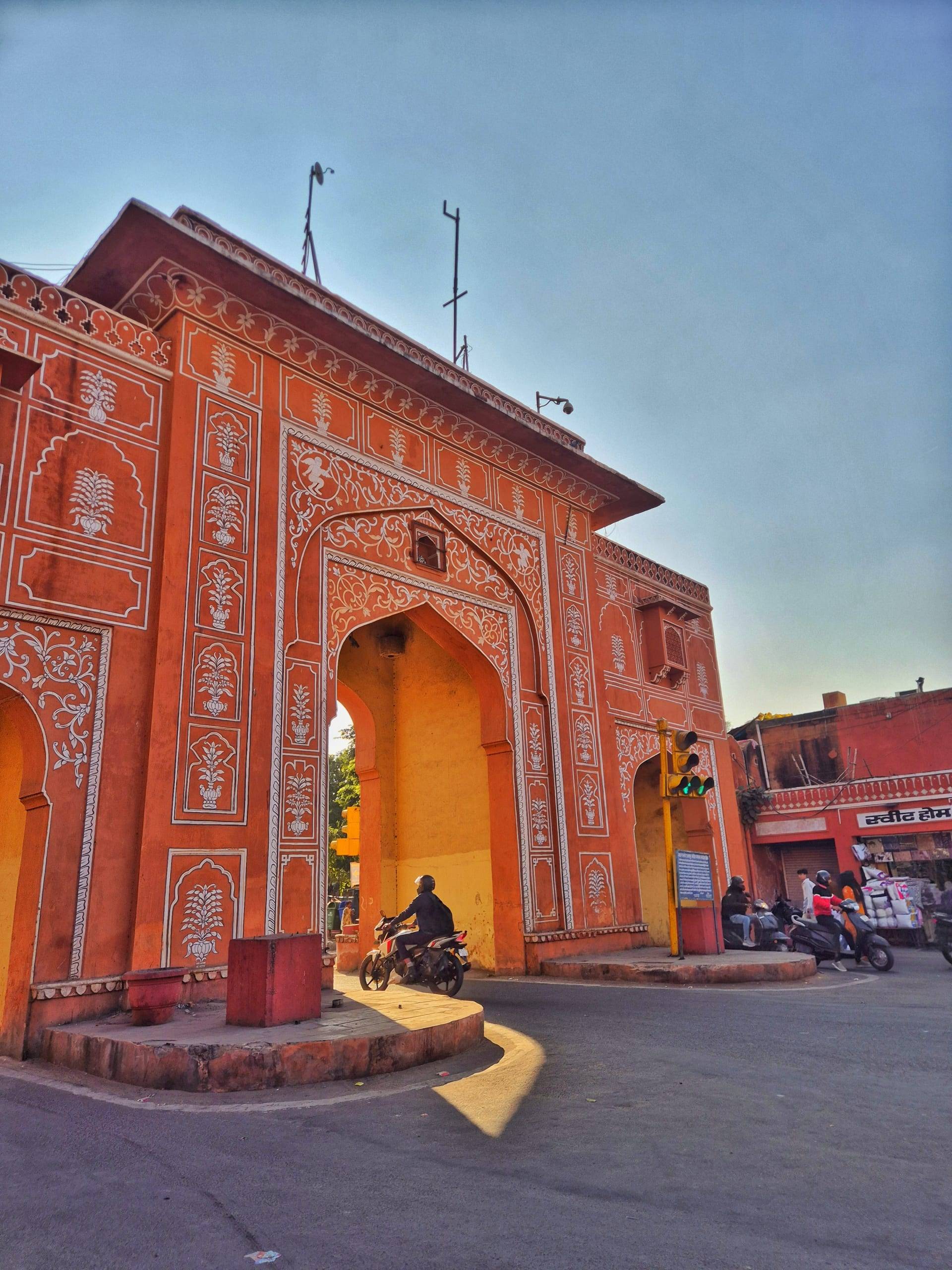 העיר הוורודה קוים לדמותה 