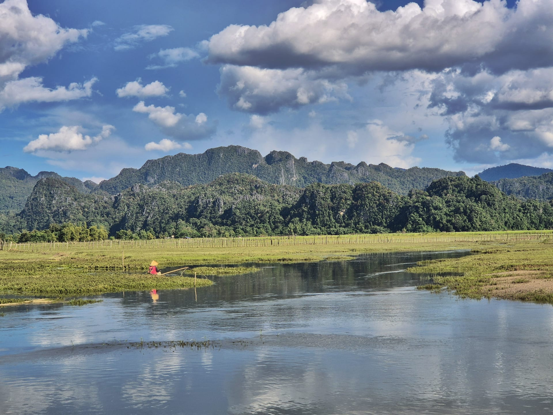 הלופ של טאקק - Thakhek הלופ של טאקק - Thakhek - מדריך מקיף עם טיפים ומידע שימושי